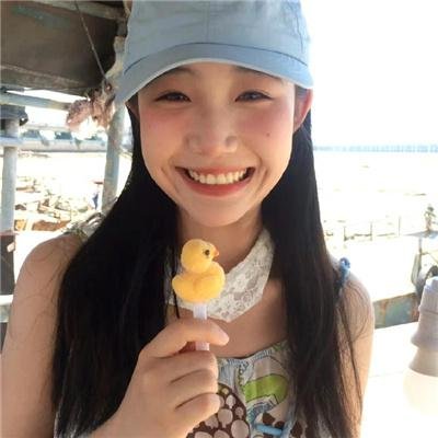 电灯泡 海报