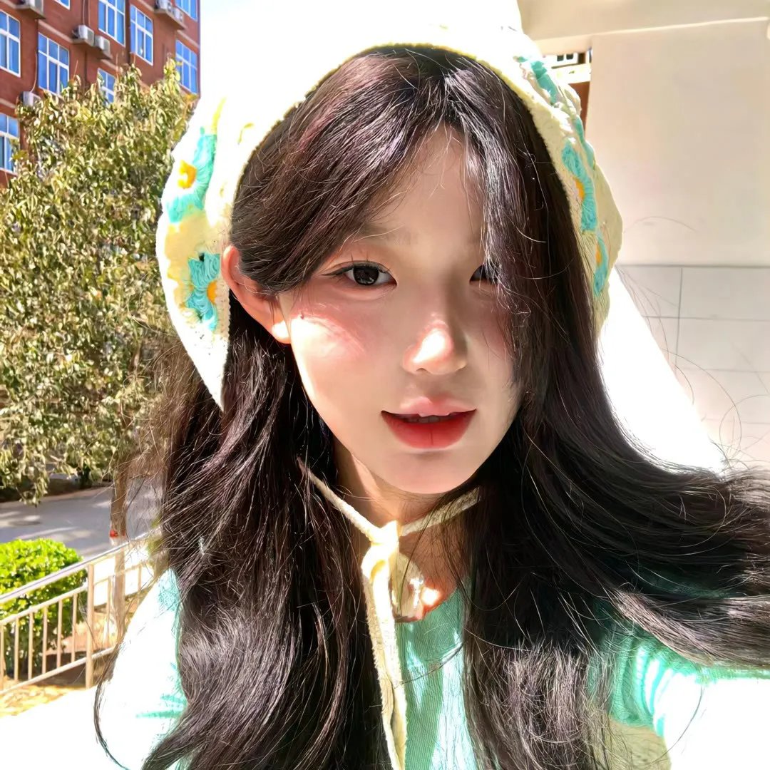总是有爱在隔离 海报